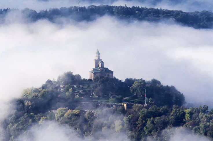 Forteresse de Tsarevets - Veliko Tarnovo - Bulgarie © taseffski/Getty Images/iStockphoto