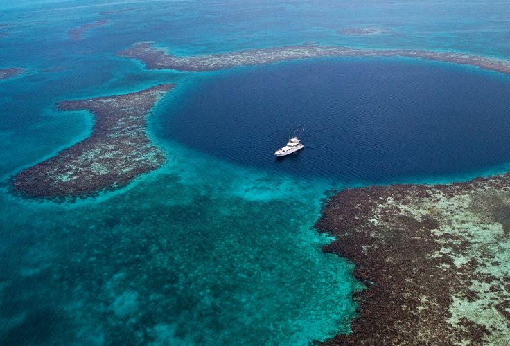 Grand Trou Bleu - Belize © Olivera Rusu/Cayo Espanto