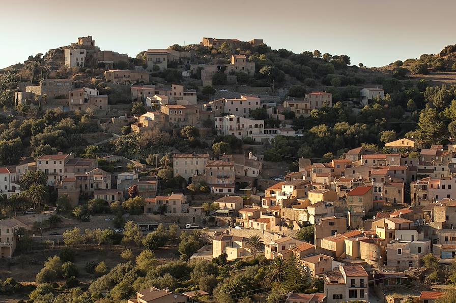 Corbara - Corse - France © gege2812/Fotolia