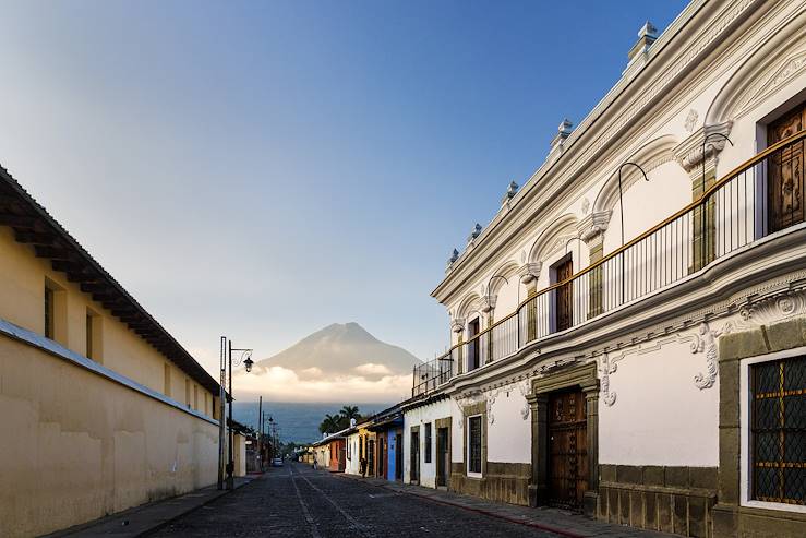 Antigua - Guatemala © Jorge Ivan Vasquez Cuartas/photolatino/Fotolia