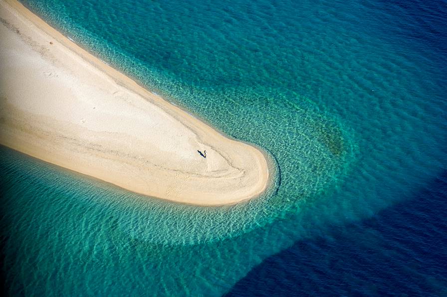 Plage Zlatni Rat à Bol - Île de Brac - Croatie - Europe du sud - Europe © Office de Tourisme Split Tourist Board