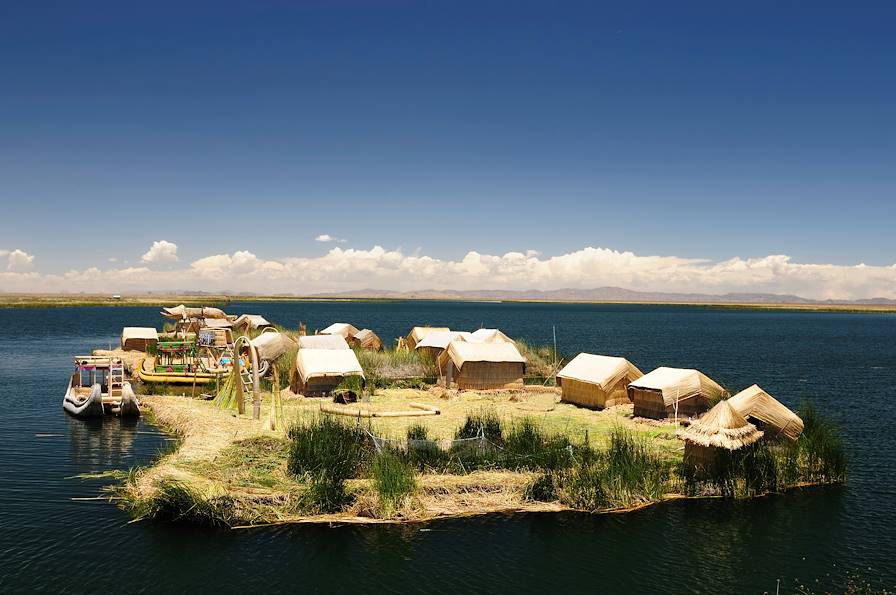 Uros - Puno - Pérou © Getty Images / iStockphoto