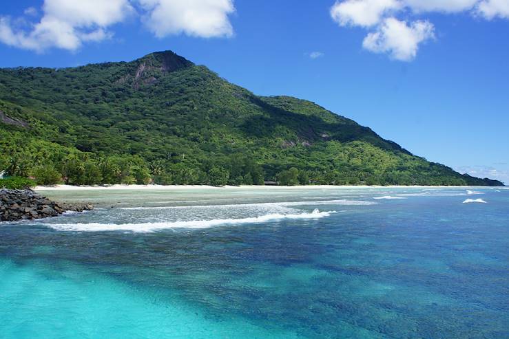 Paysage à Silhouette - Seychelles © Sandrine Delisle