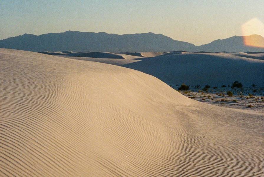 White Sands © Nikola Duza/Unsplash